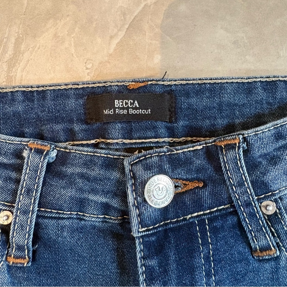 True Religion Becca Jeans Womens Sz 24 Blue Mid Rise Bootcut Stretch Denim Logo - Picture 8 of 10